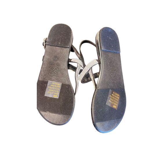 Daisy Fuentes Sandals Sise 6 - Picture 6 of 7